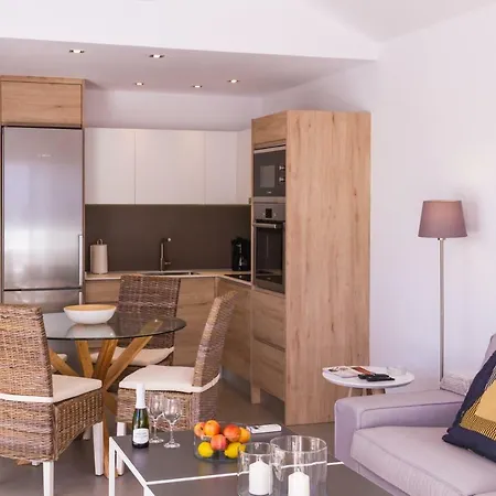 Villa Rooms&suites Princesa Sonia - Puerto Del Carmen, Lanzarote - Near The Puerto del Carmen (Lanzarote)